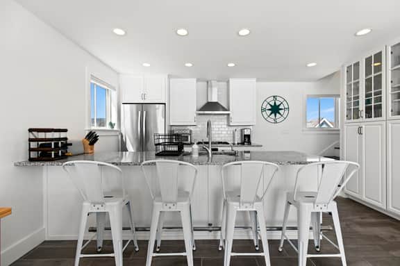 Infinity Beachfront — York - Image 5